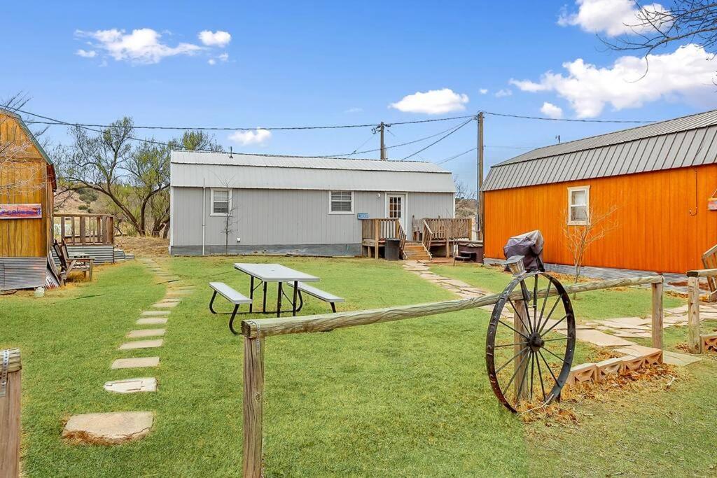 Palo Duro Canyon Texas - Cowboy Cabin Exterior photo